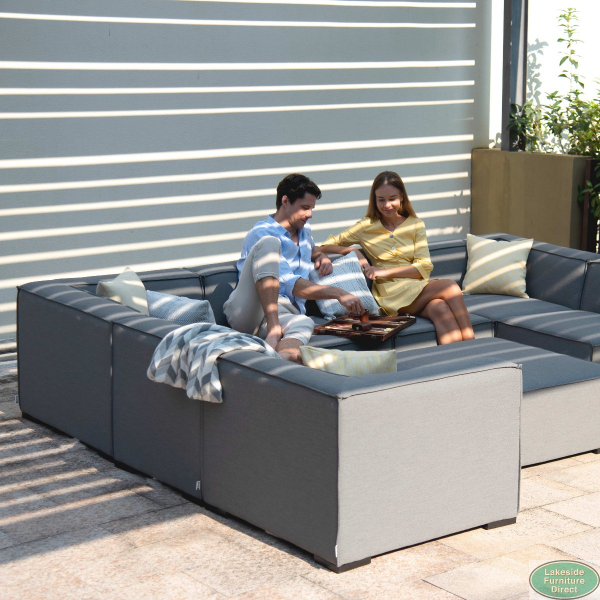 Outdoor sales fabric couch