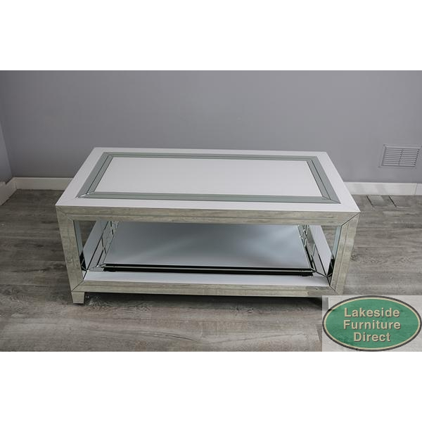 Glass and mirror store coffee table
