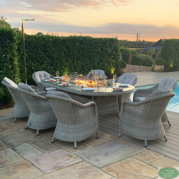 Fire table hotsell with chairs