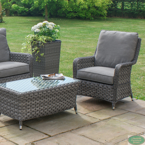 Garden sofa store second hand